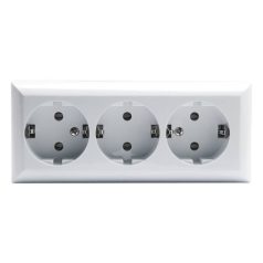 Elosztó 3as aljzat / földelt Fehér