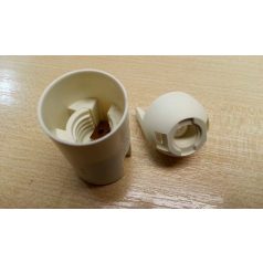 Pattintós foglalat E14 Fehér